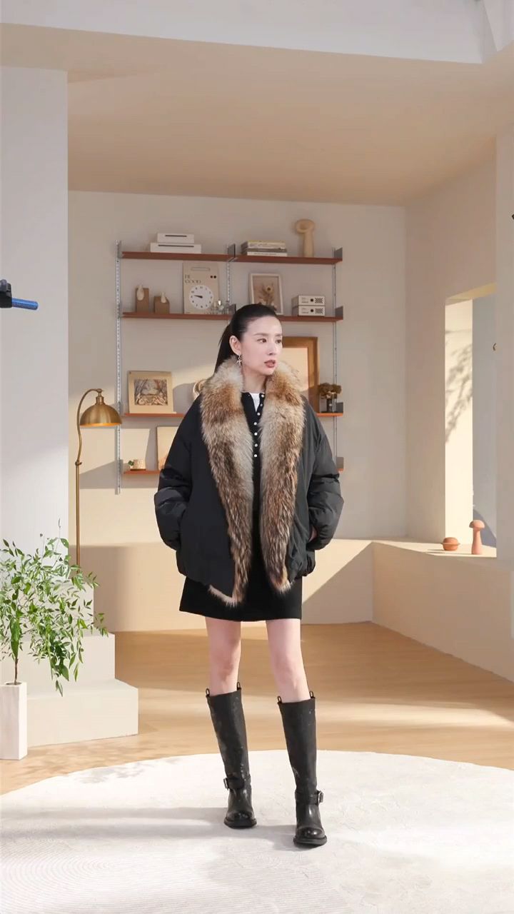 董洁冬天怎么能少了派克服，又酷又飒狠狠爱了！#时尚穿搭#派克服