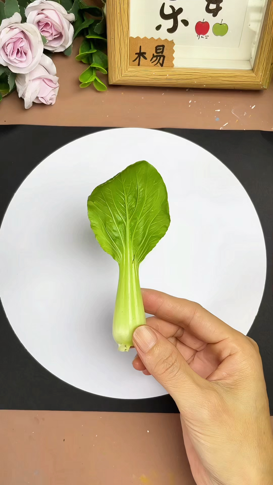 用蔬菜—上海青画一幅立秋主题画简单又漂亮