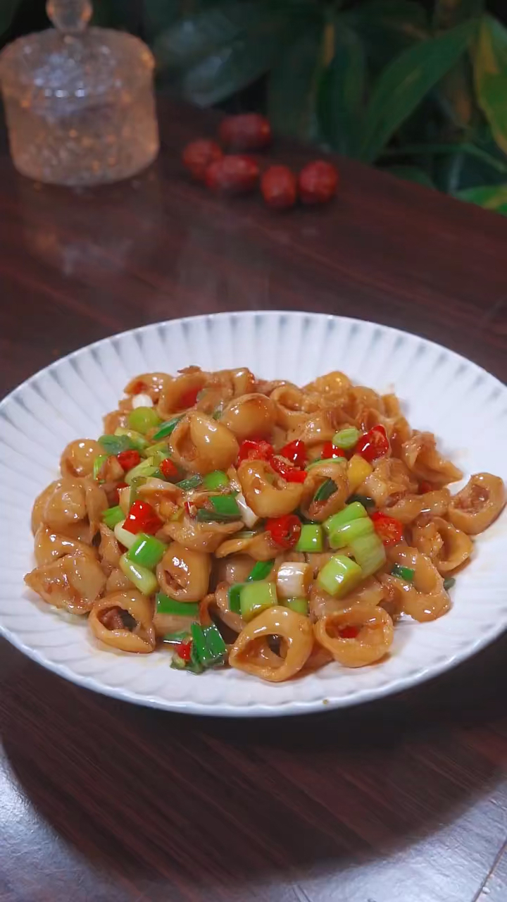 炒肥肠家常做法,好吃又下饭#