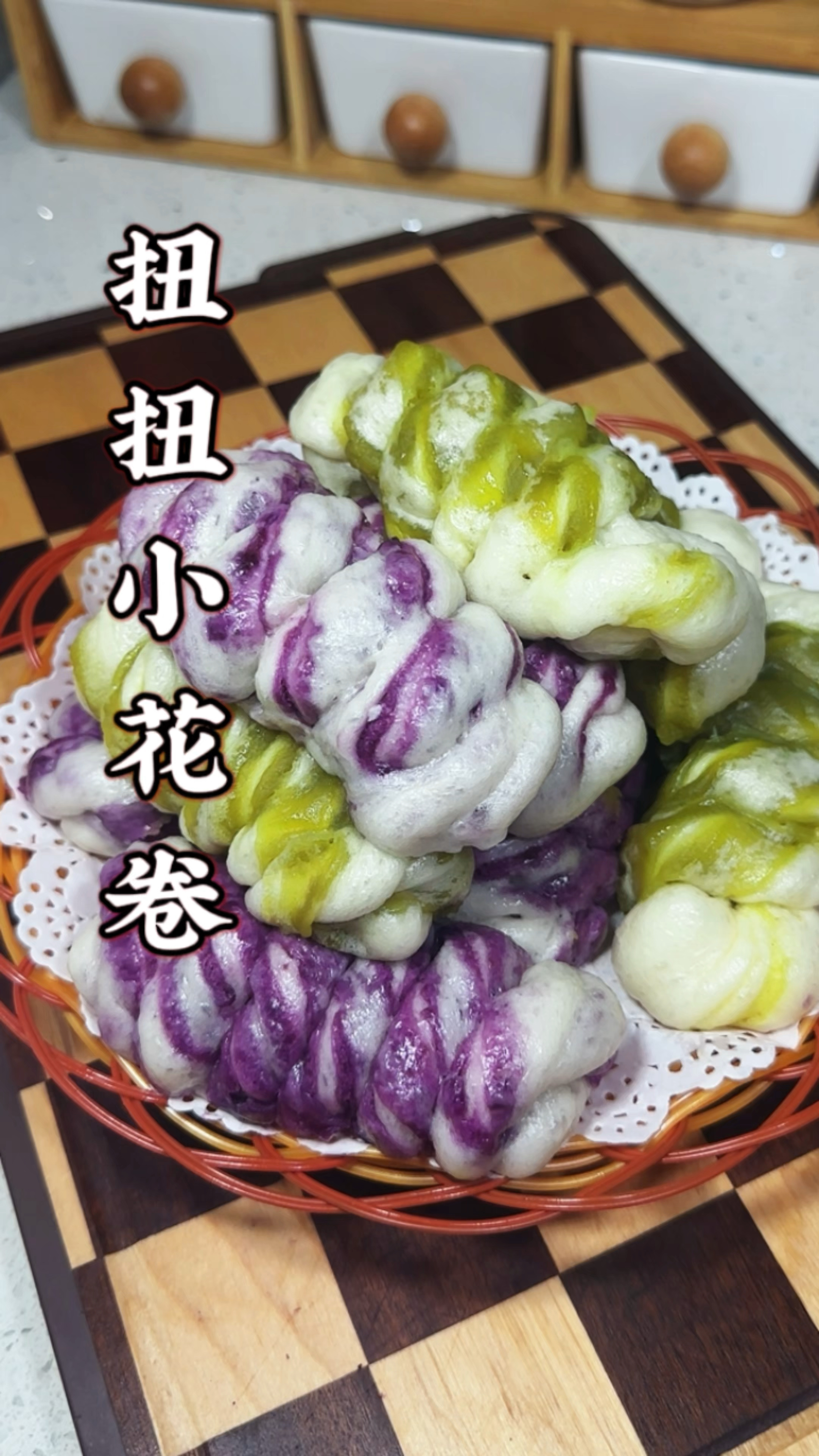 这款扭扭小花卷,孩子说好吃,一口气造了3个