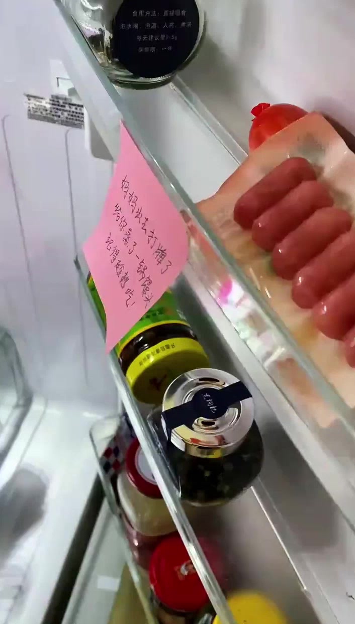 妈第一次蒸馒头