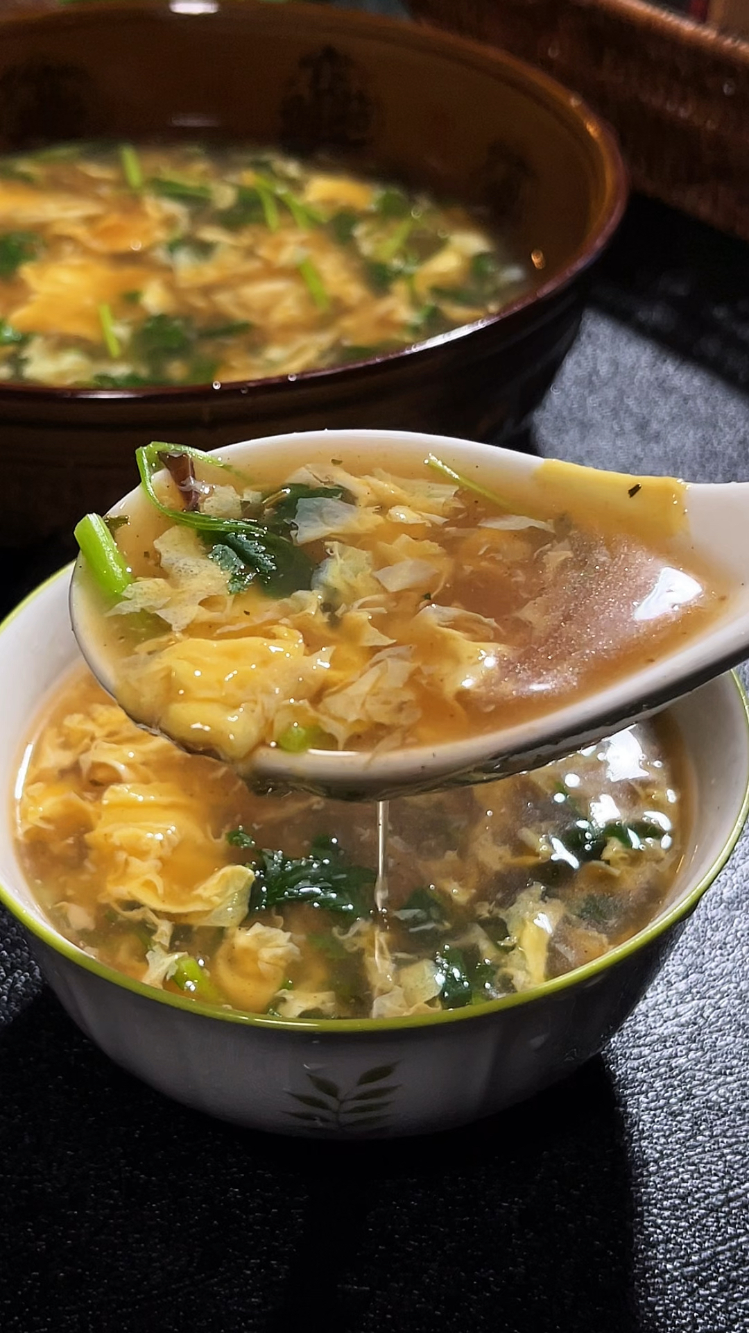 没有胃口的时候,就花5分钟做一碗酸辣汤,酸酸辣辣的开胃又解腻