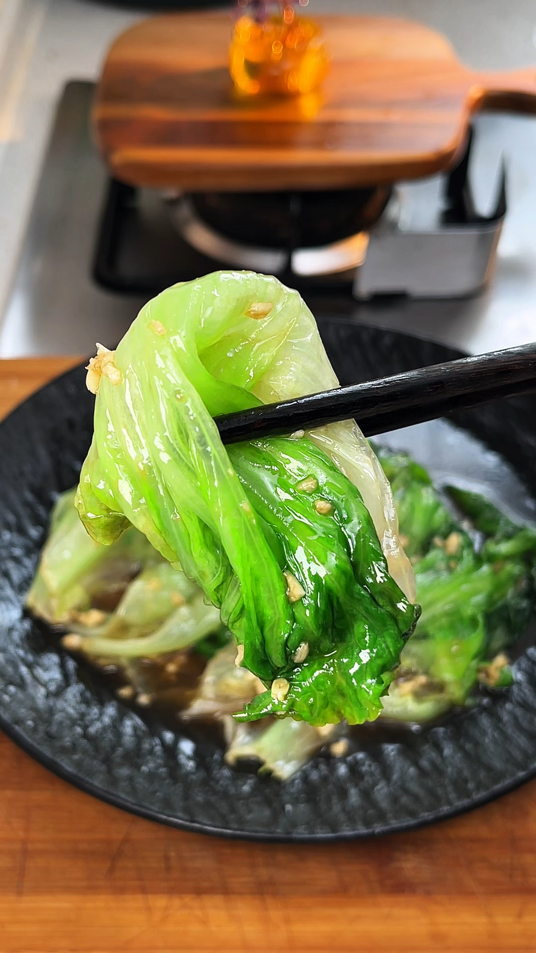 在家炒生菜总是炒不好，学会这个方法，轻松搞定一盘蚝油生菜