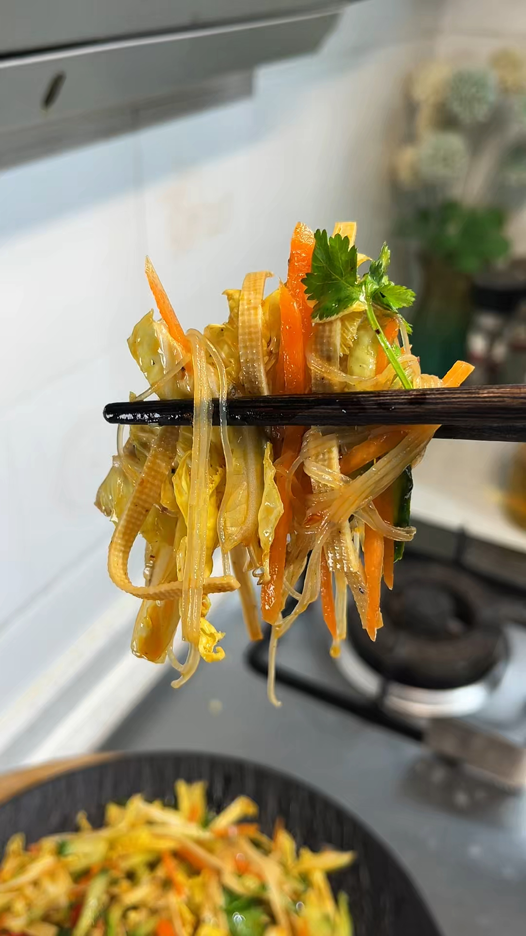 年夜饭必备凉拌菜“爽口大拌菜”,清脆爽口,开胃又解腻
