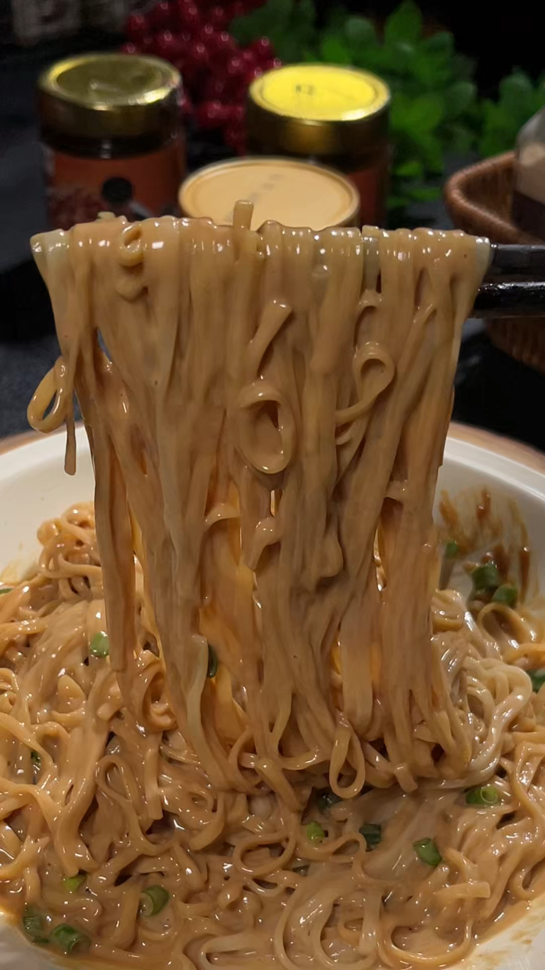 早上包子油条吃腻了，快来试试这个沙县飘香拌面，太香了