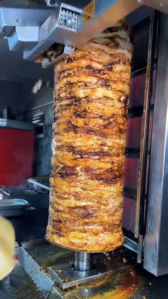 如果有机会 您一定要试试这款土耳其自动化烤肉机烤出来的美味!