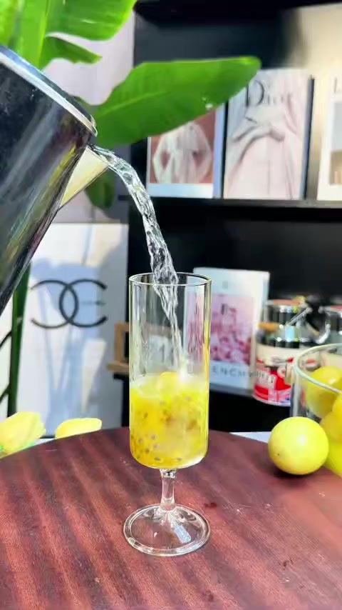 天然低卡黄金百香果替代甜食，减脂期解馋，热量远低于饼干蛋糕