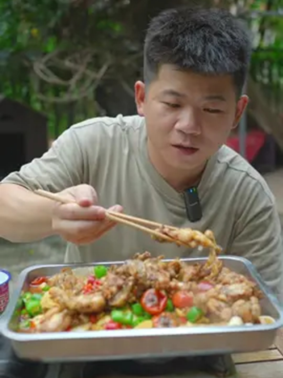 饭店100多一份的泡椒牛蛙自己在家做原来这么简单！