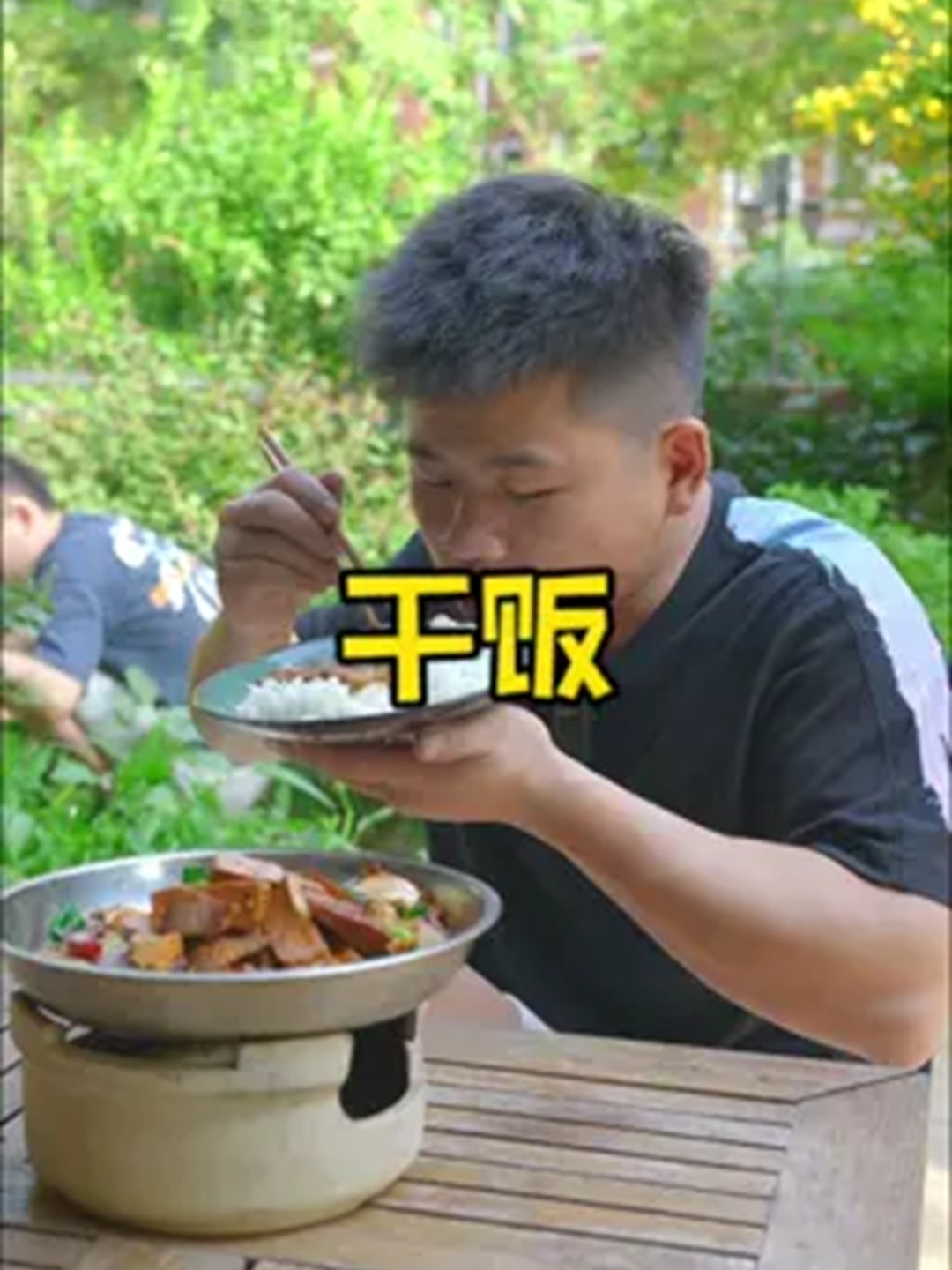 腊肉配攸县香干一起炒,简直太香太下饭了!