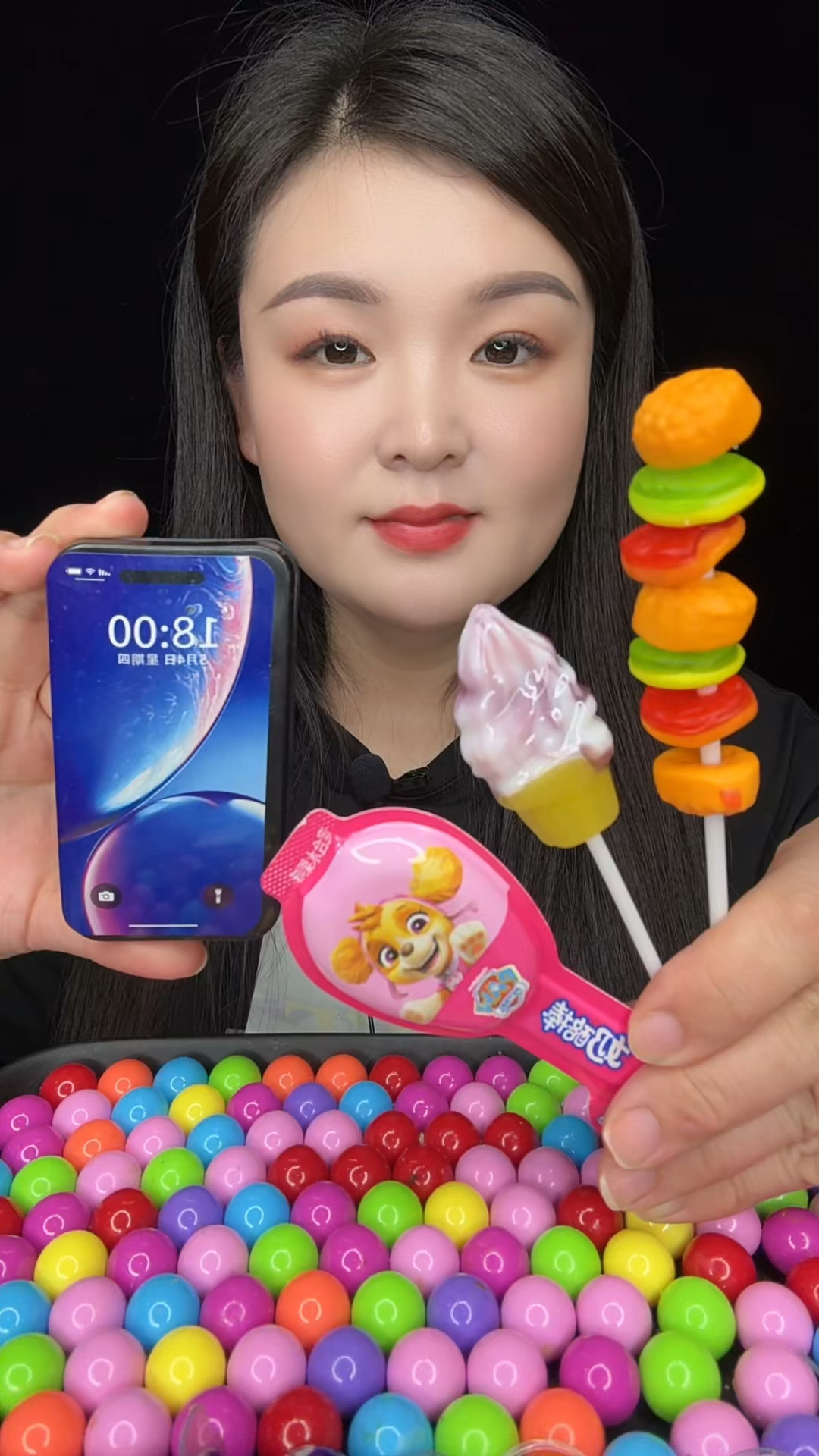 今天吃手机糖果  妙可蓝多奶酪棒  冰淇淋糖果  汉堡串串