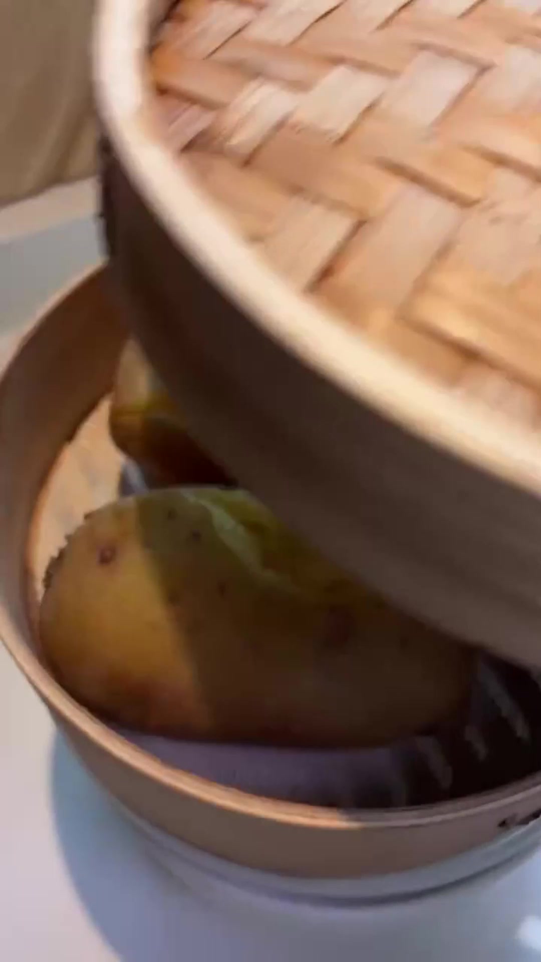 露天自然种养，顺应自然规律，甘肃大土豆生长状态更健康