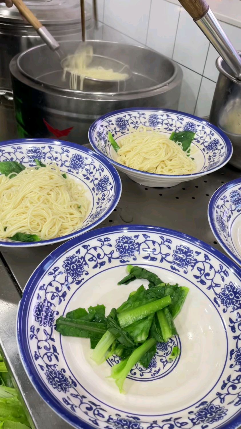 开原汤牛肉面馆,一个人出餐轻松搞定!
