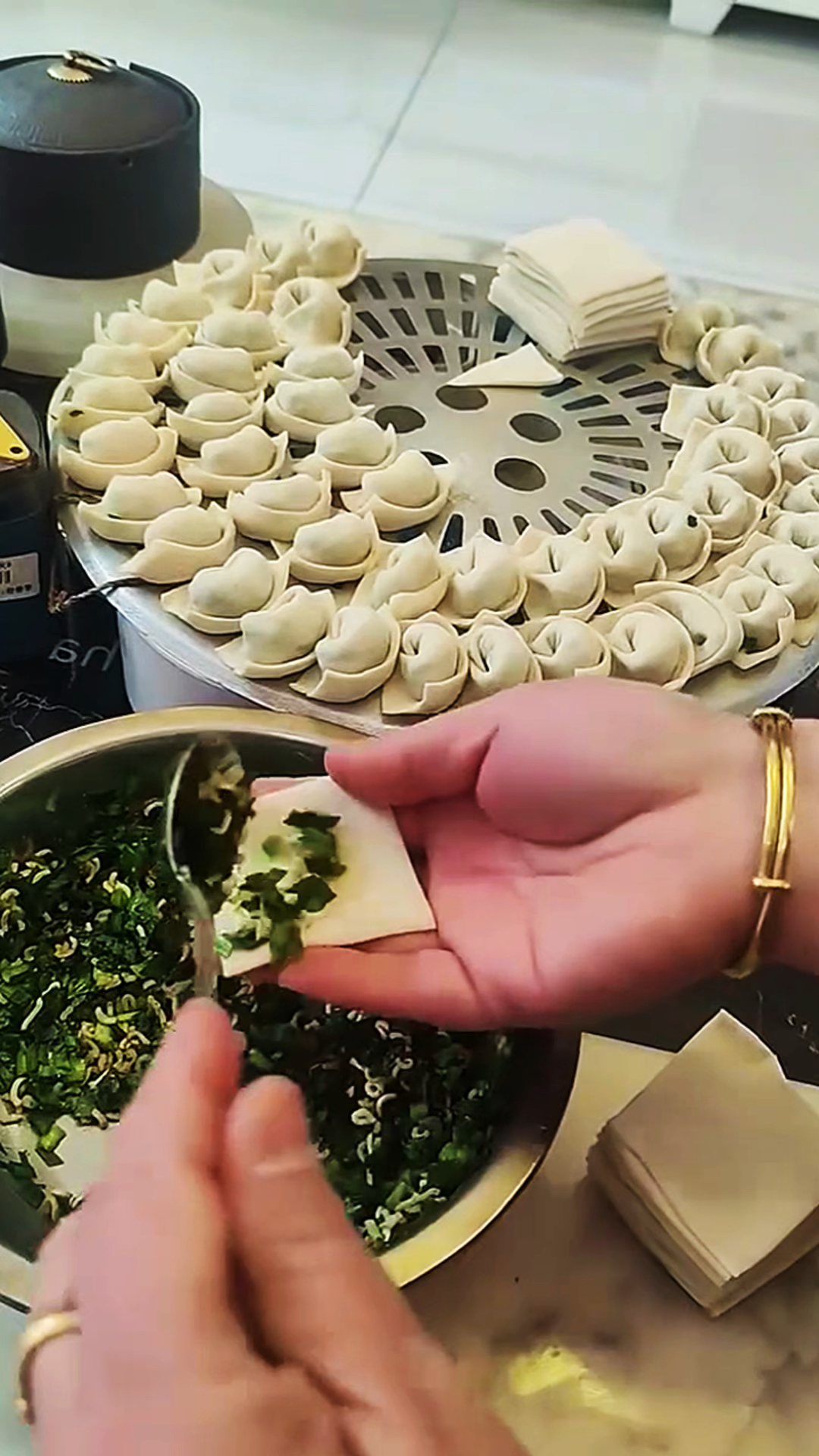 韭菜馅的元宝馄饨