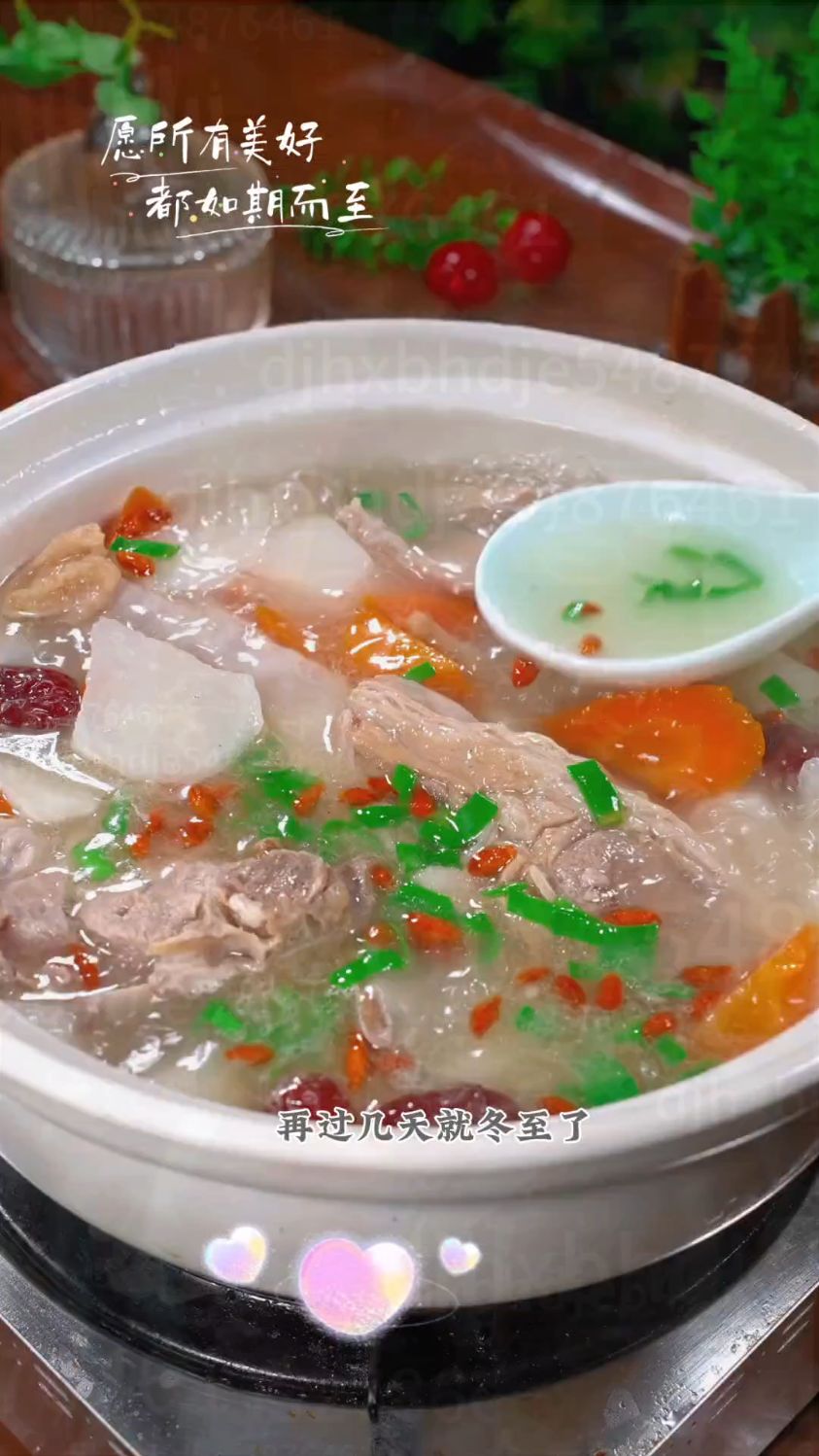 暖冬必尝的暖心清炖羊肉汤，鲜上加鲜非常美味！