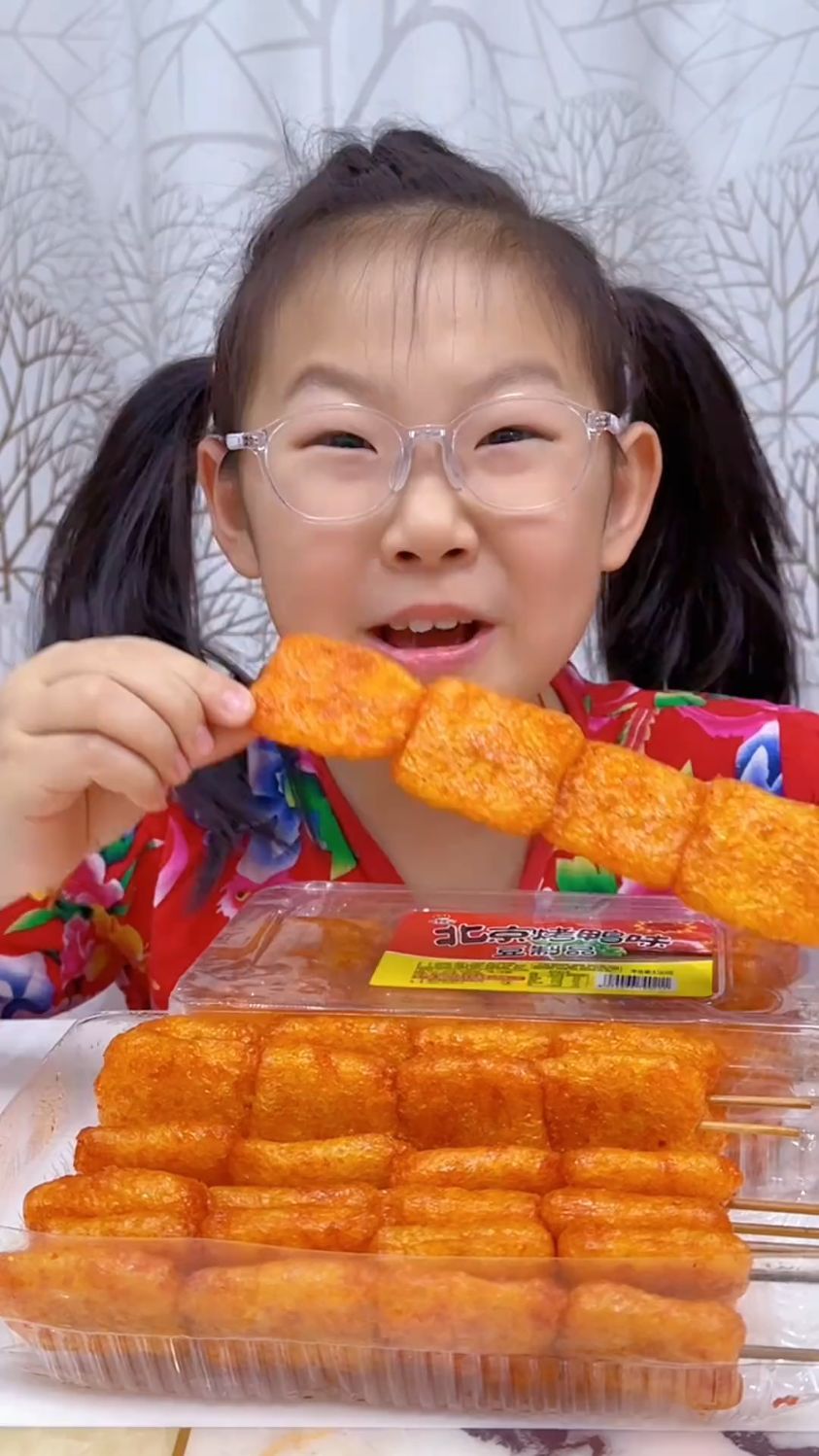 CHAONIUXIANSEN/超牛先森北京烤鸭一盒/二盒大豆制品大辣串零食