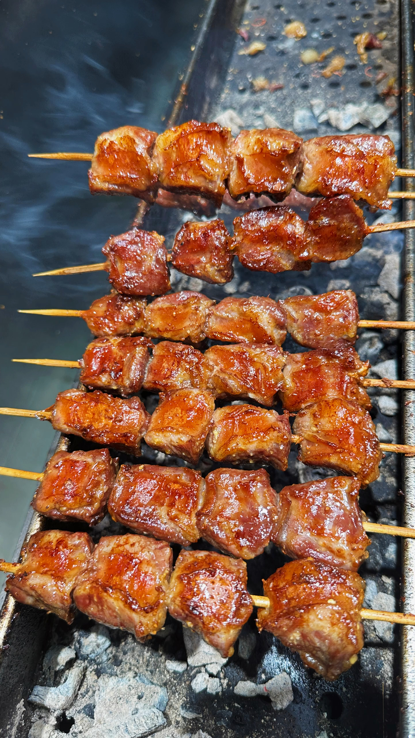 烧烤店的爆款串品蒜香脆皮大油边详细配方及操作流程