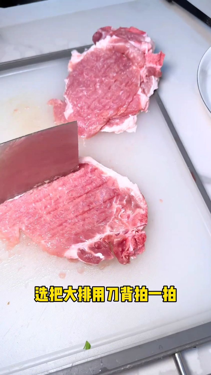 老上海葱烤大排做法教程来了