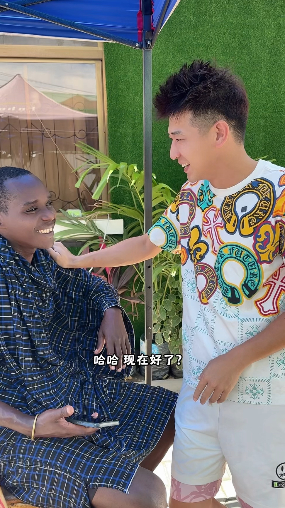 三部还在用我的照片当屏保,今天安排新手机(1)