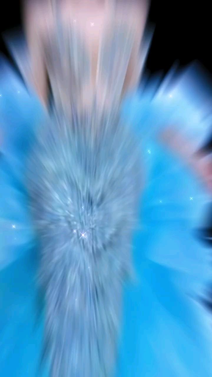 秀场深海鱼尾裙清冷感拉满的神级礼服