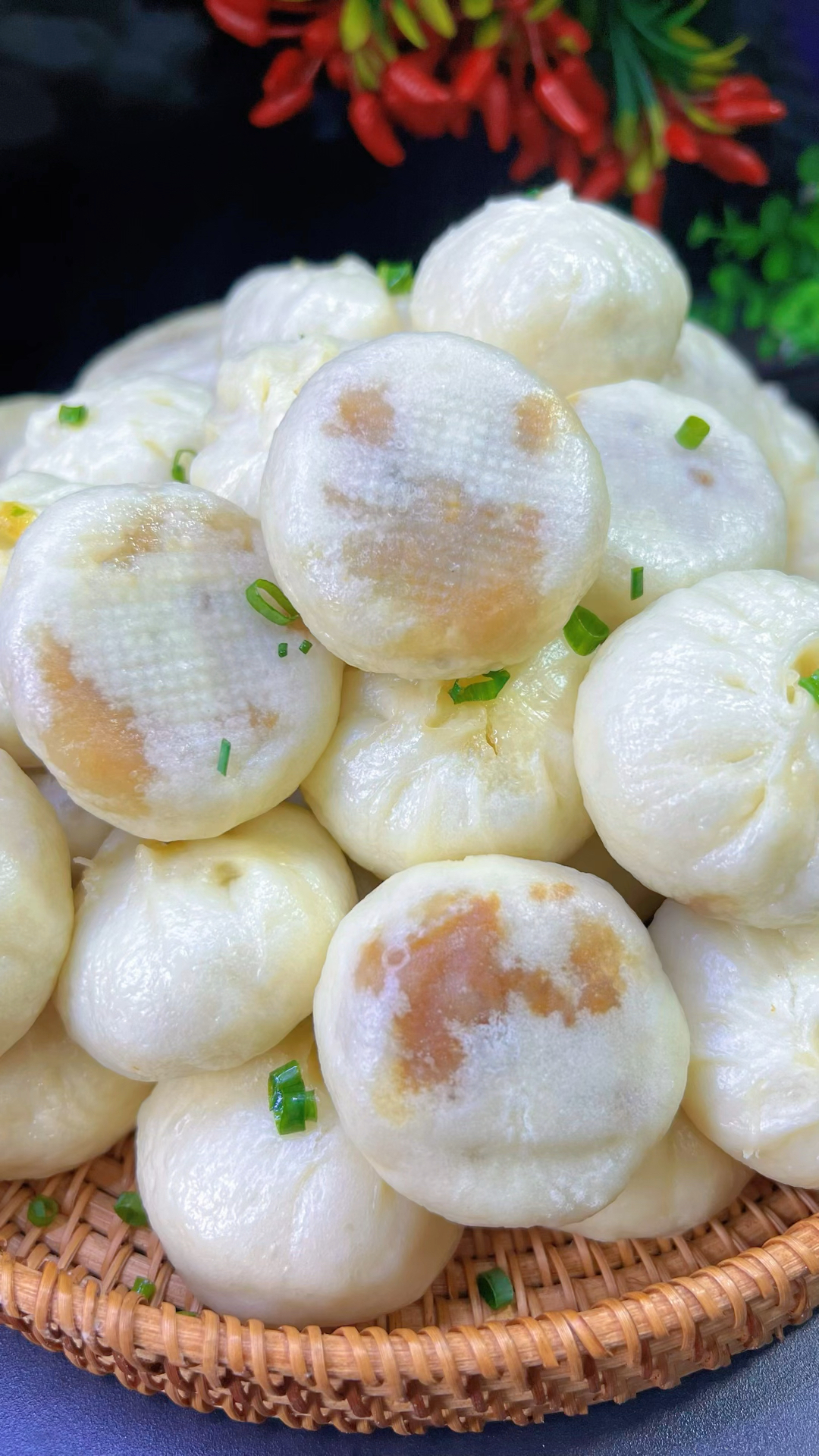 不揉面不擀皮,简单2步做酱肉小笼包, 蓬松柔软,个个透皮流油