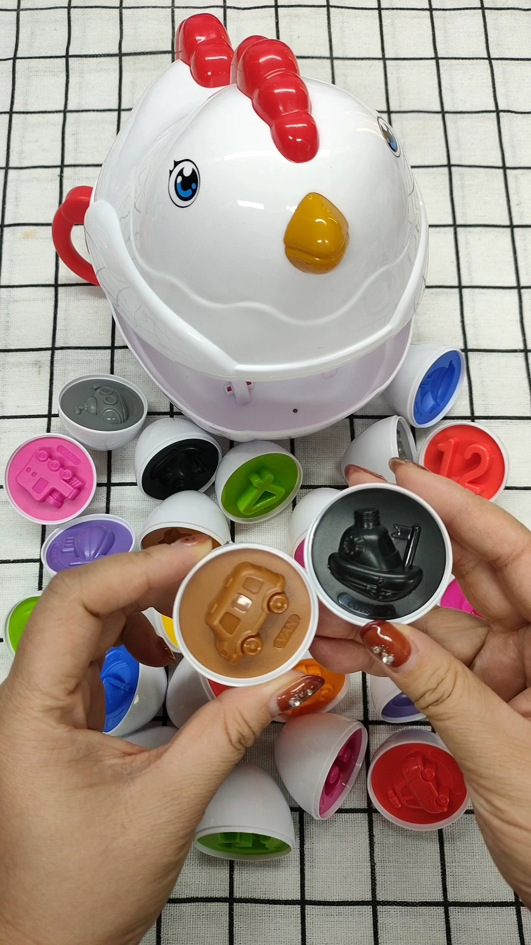 这鸡蛋什么品种颜色好奇怪