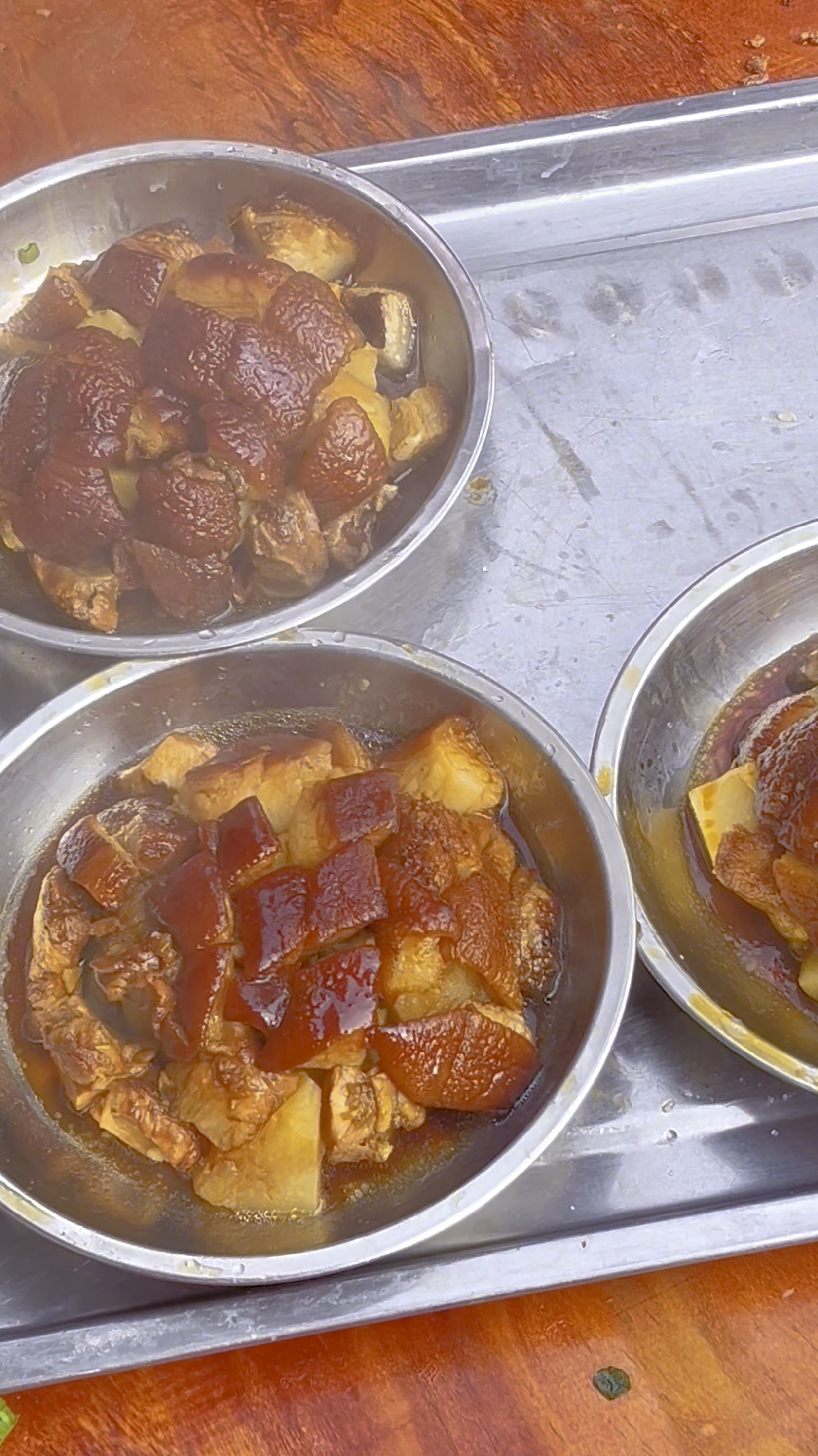 农村坝坝席上的坨子肉,你能吃几块儿?