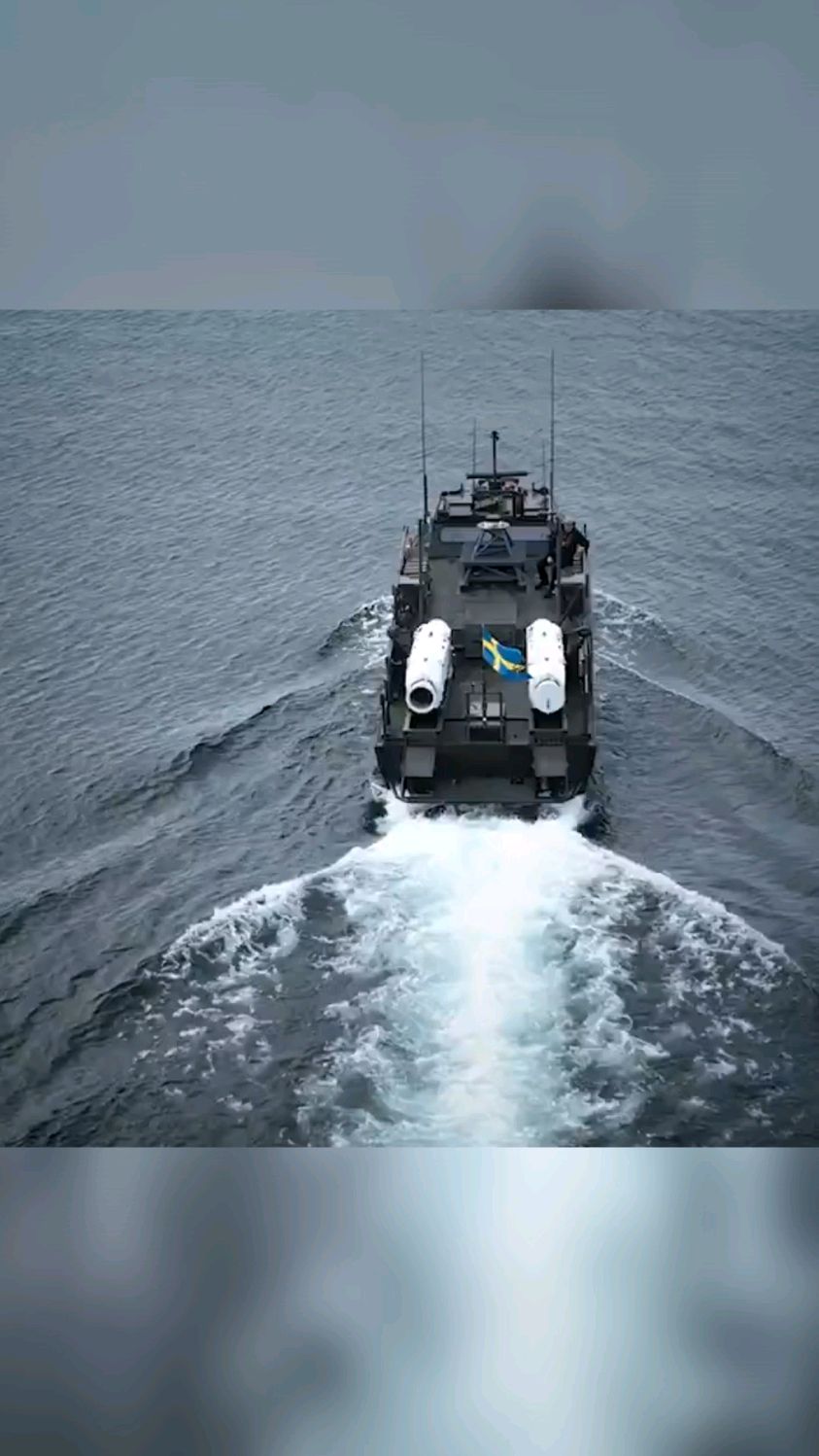 瑞典在 CB90 攻击艇上试射了新型 400 毫米 Tp47 SLWT萨博轻型鱼雷