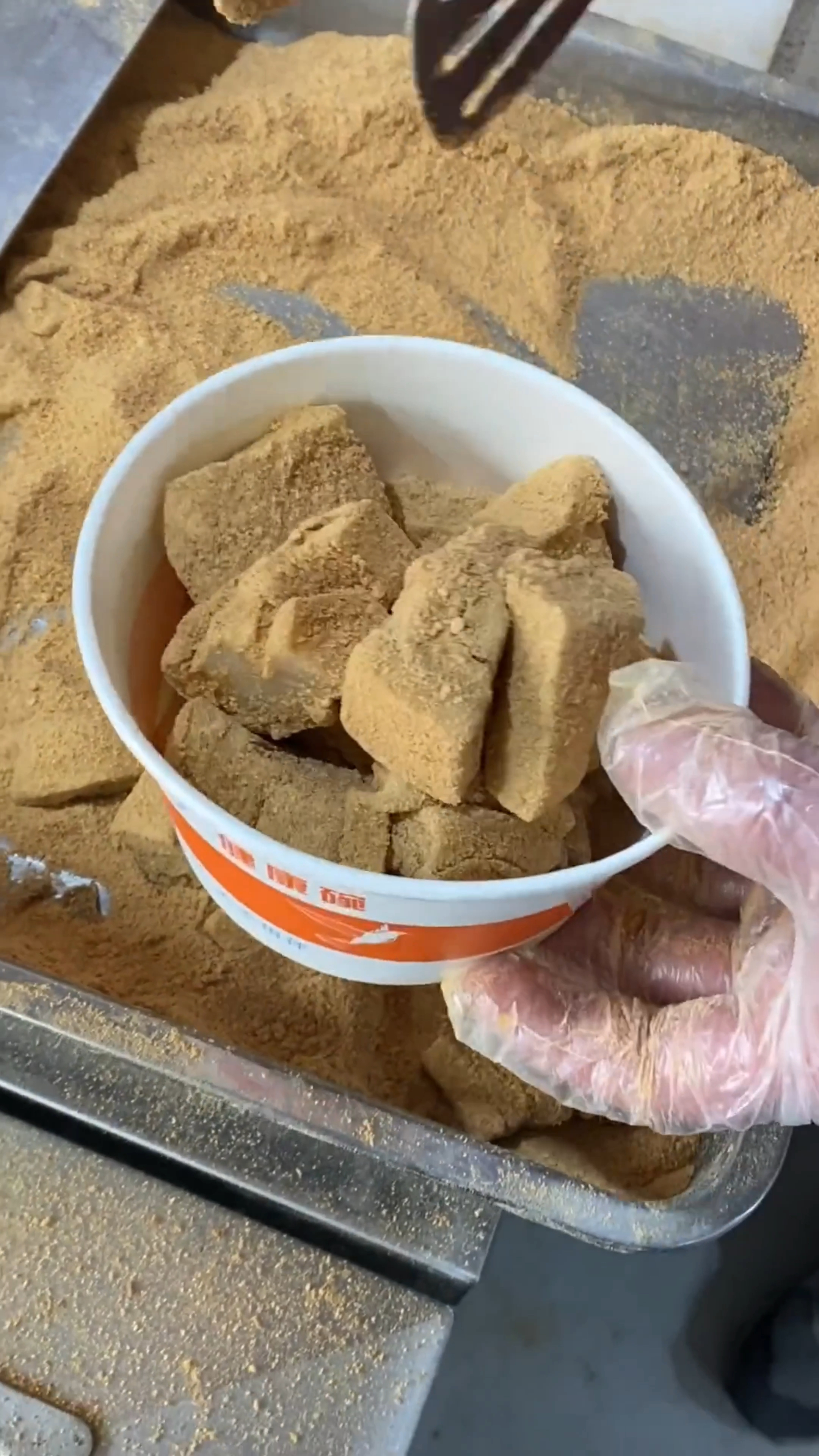 寻味春分美食,吃个北京驴打滚,软糯香甜,大人小孩都爱吃