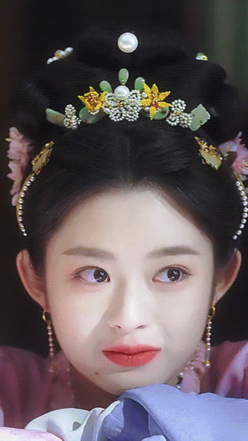 黄杨钿甜,越来越美了!