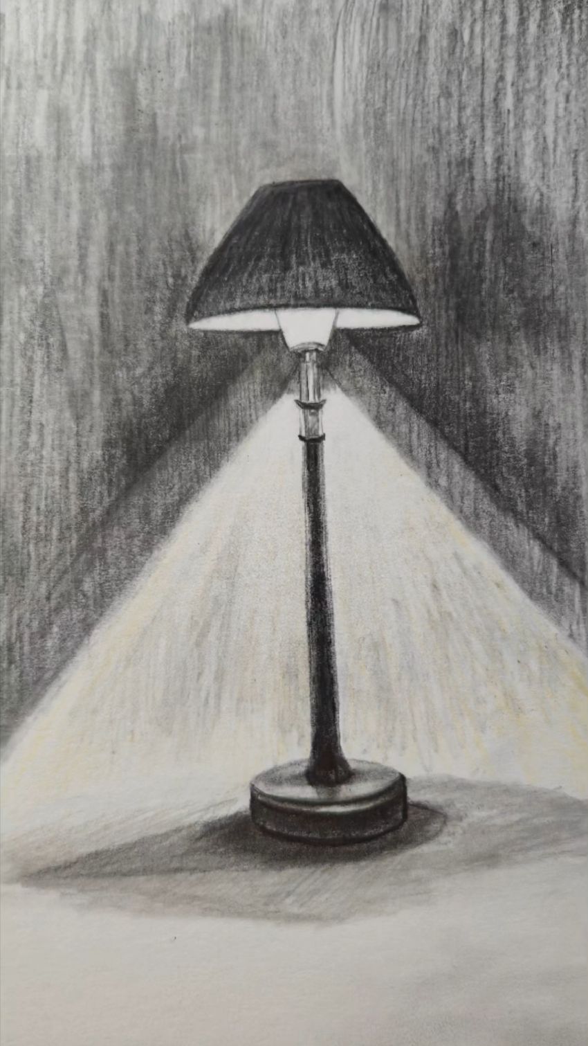 简笔画:零基础素描画发光的台灯