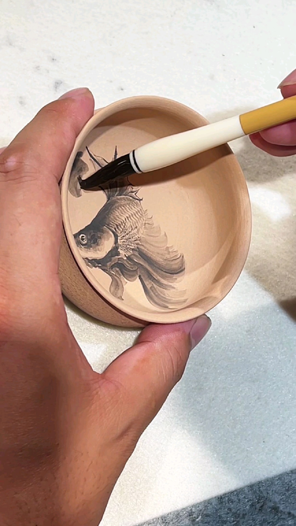 郭丙端画青花瓷 斗鱼题材