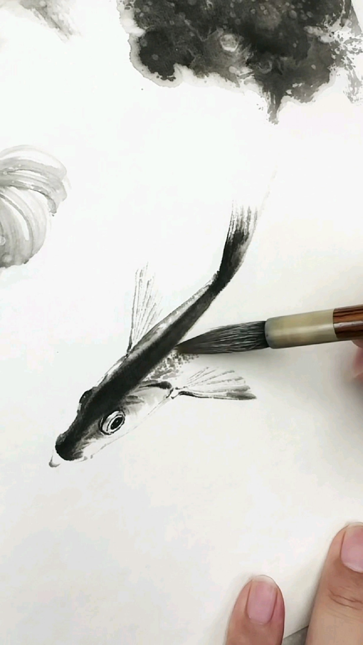 郭丙端画鱼，写意