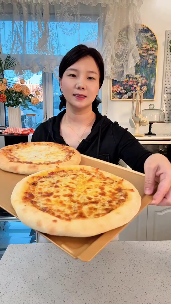 在家做意式肉酱披萨 材料都是家常的