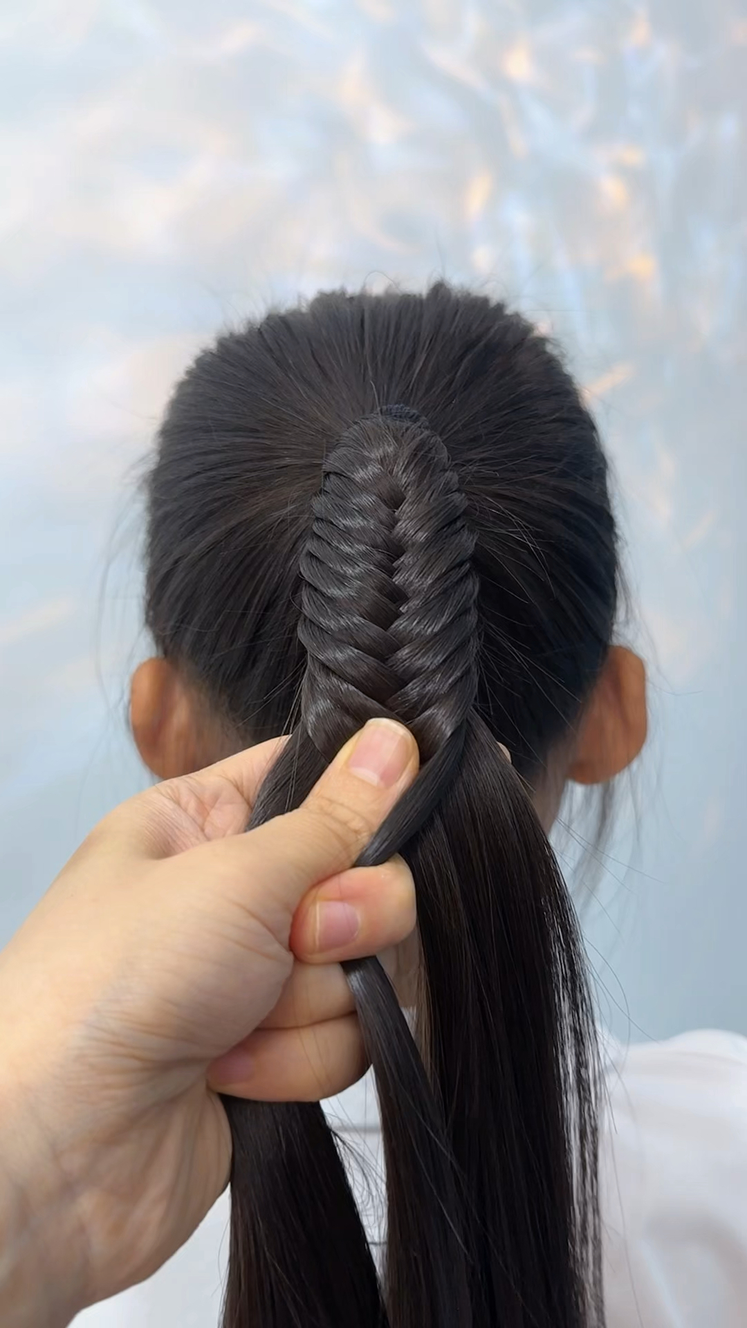 鱼骨马尾辫换手慢动作教程