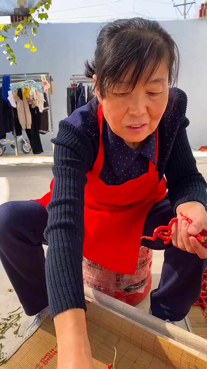 今给娃他哒做个五香千层饼!