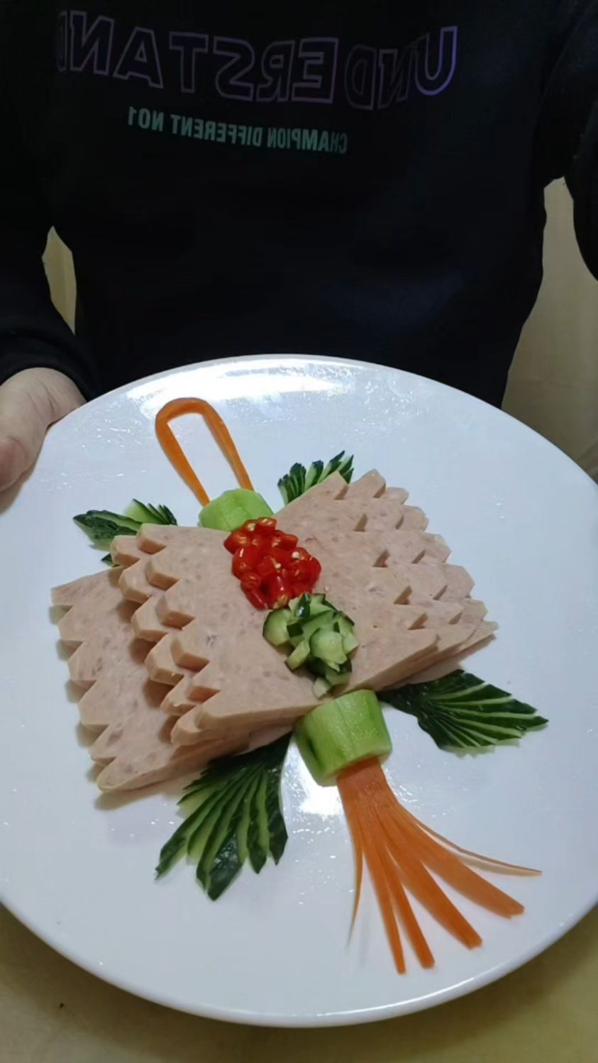 午餐肉不要直接吃了这样做的仪式感太强了