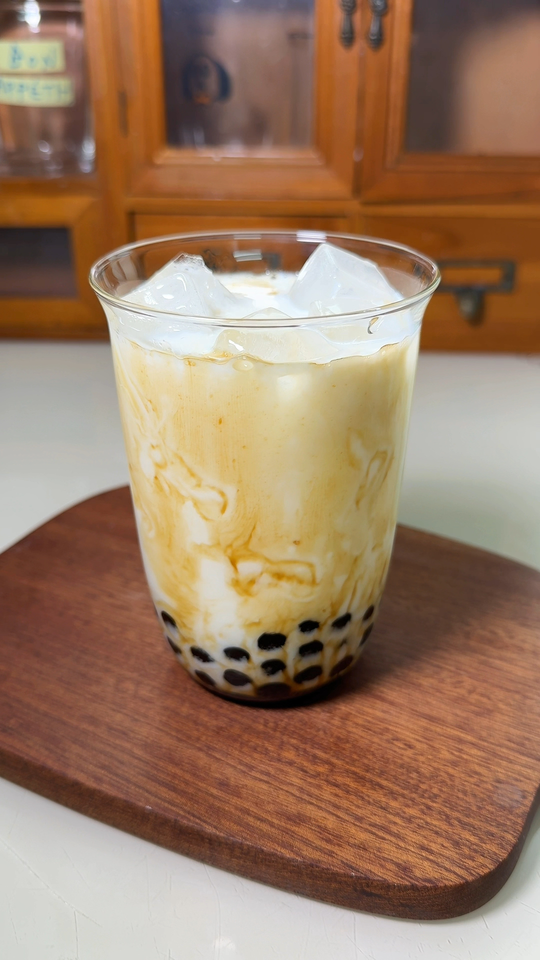 5分钟做杯黑糖啵啵牛乳,好喝过奶茶店的,最主要干净还卫生!