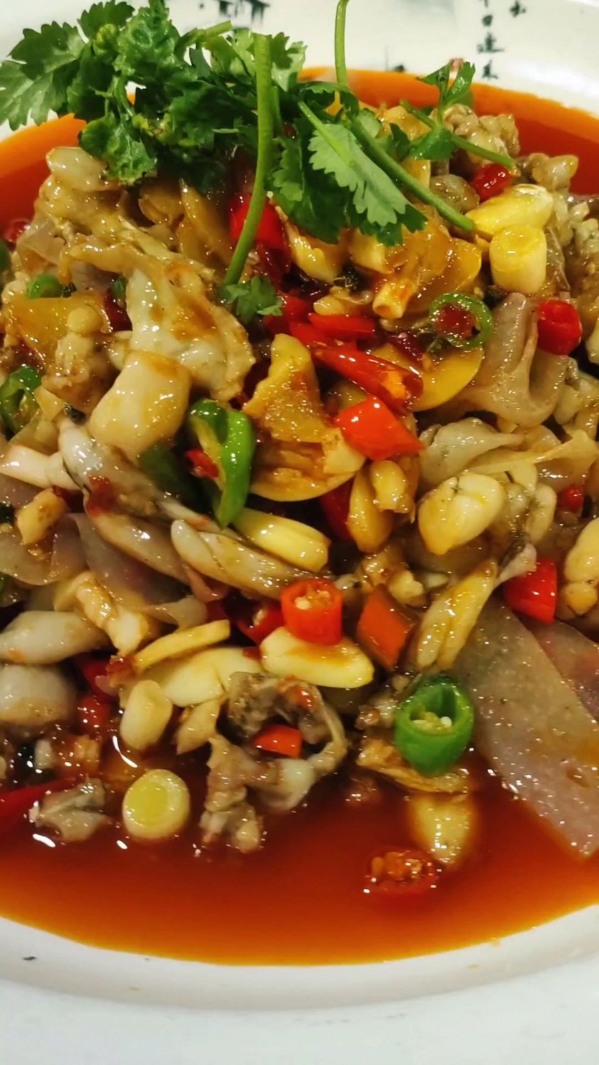 大厨分享招牌菜：“泡椒美蛙”制作过程一锅成菜味浓厚，收藏了
