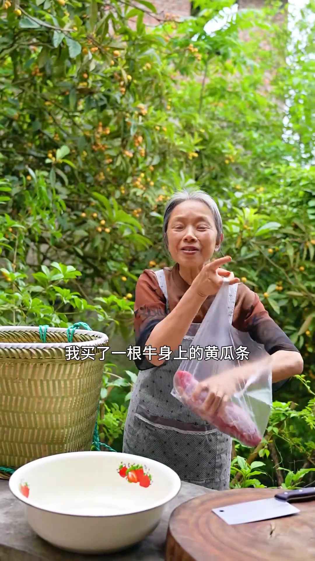 像我这样做成麻辣干香有嚼劲的灯影牛肉丝，香辣过瘾当零食越嚼越香