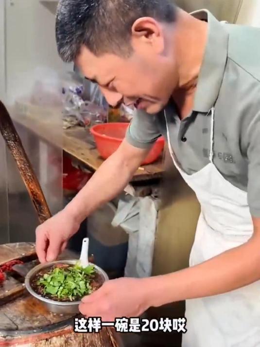 寿阳古城,牛肉粉丝汤