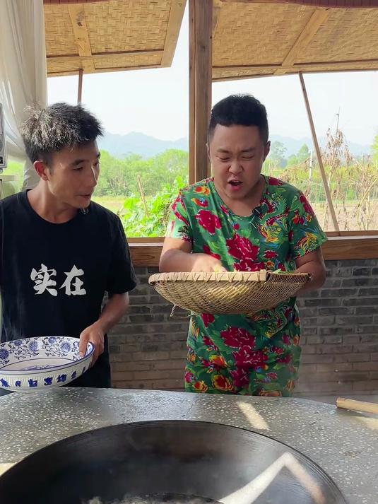 菜心不要光拿来炒和煮汤,像我这样做一道上汤菜心