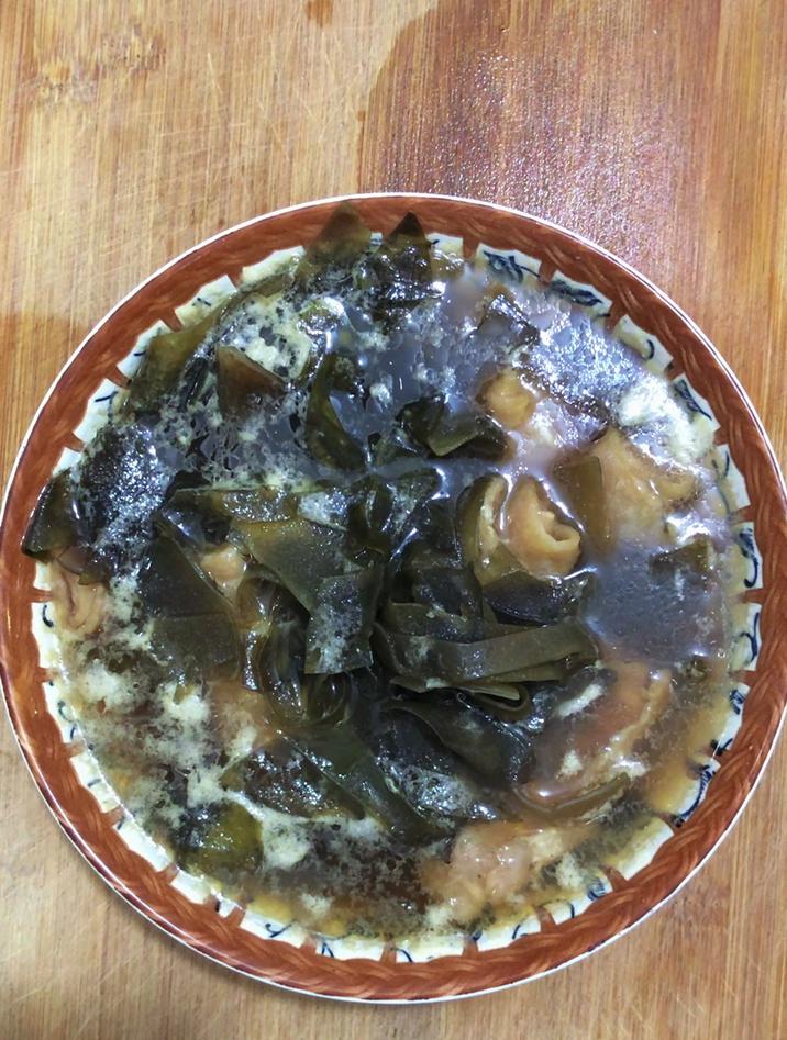 羊肉卷怎么做好吃又简单,分享一道羊肉卷煮海带