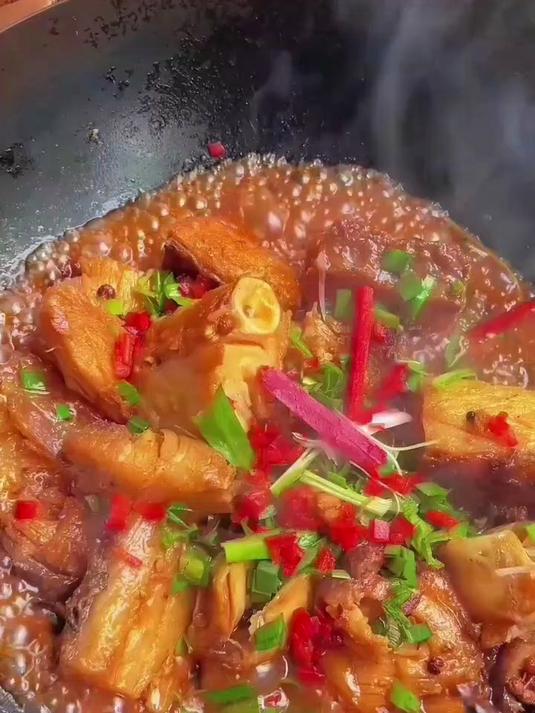 肉质紧实越嚼越香！小时候过年才会吃到腊鱼腊肉