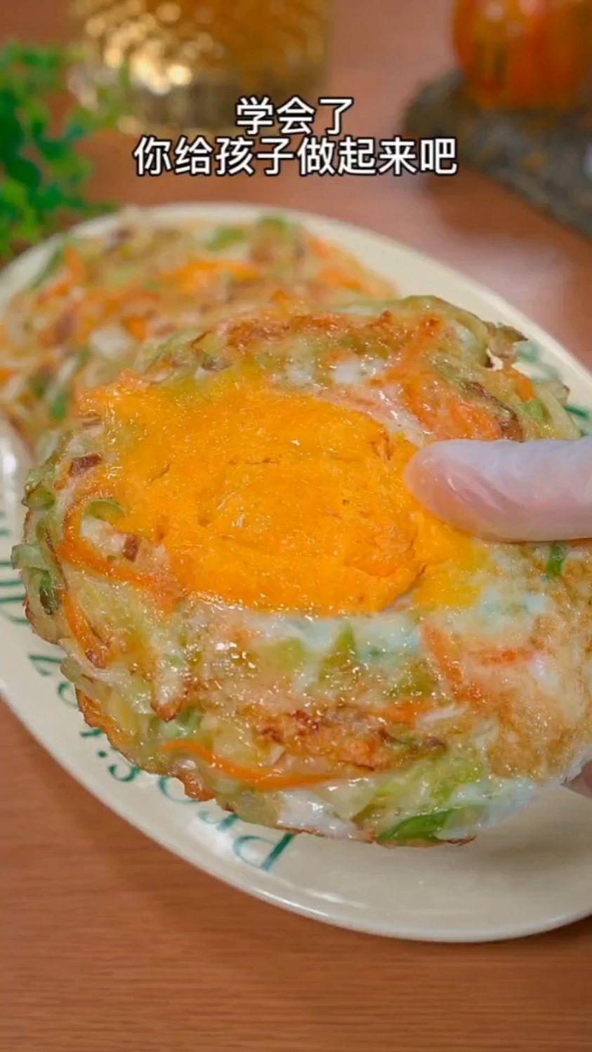 鸡蛋饼的家常做法