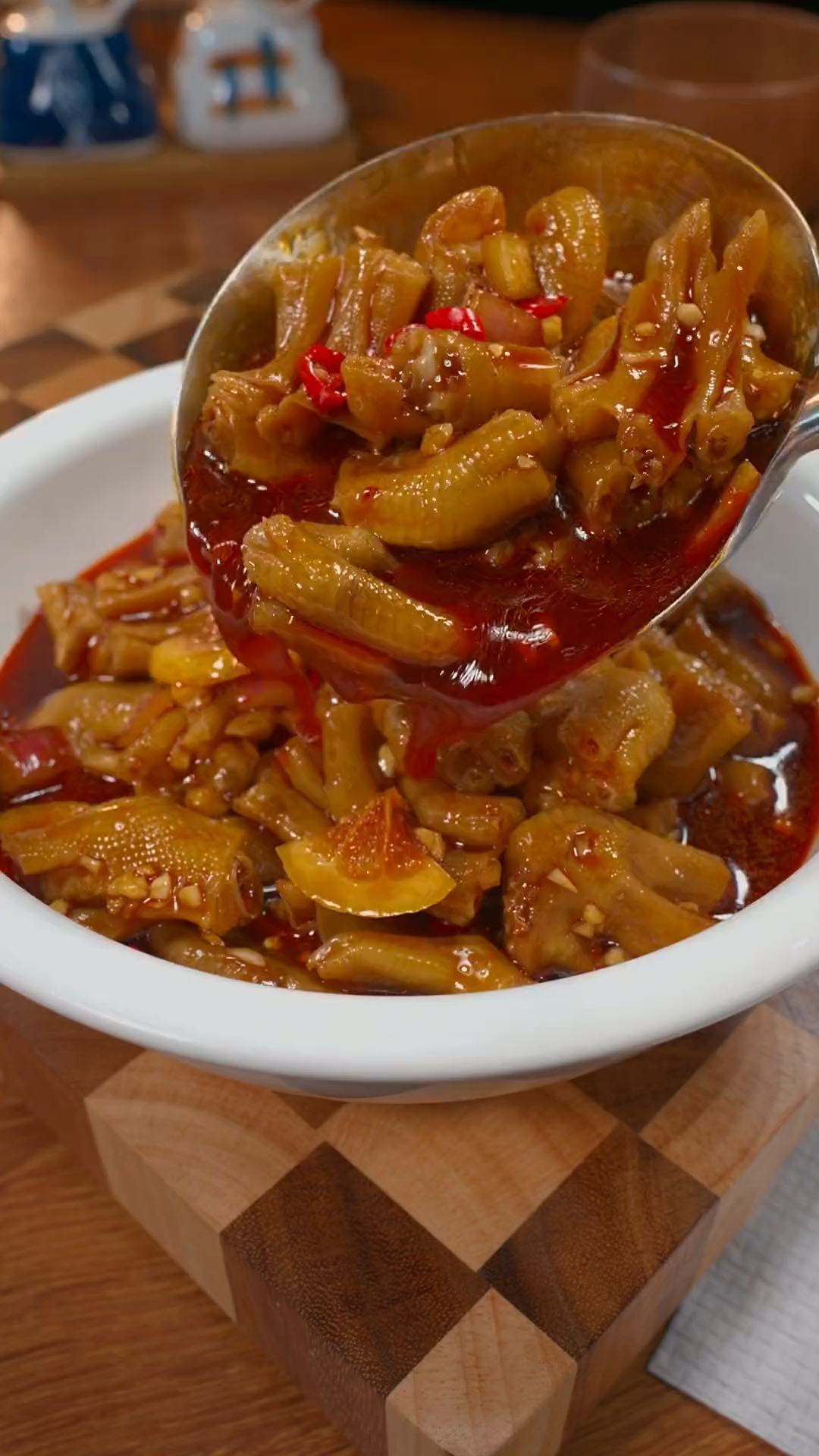 夏天开胃凉拌鸭脚