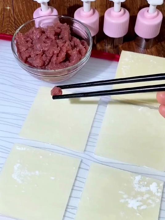 卡通馄饨压花模具,让宝宝爱上吃饭不挑食