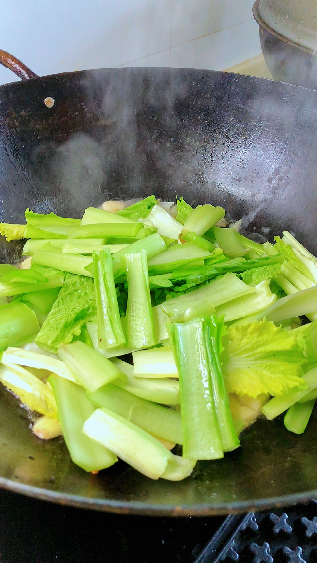 清炒小白菜,好吃下饭做法超简单