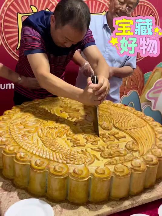 一台炸烤一体机=微波炉+烧烤机+面包机+油炸锅+电烤箱+电炸锅