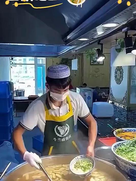 被无数人安利的面食界 “顶流”,究竟有何魔力?揭秘兰州拉面!