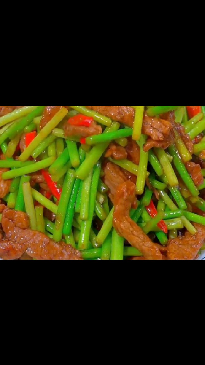 蒜苔炒肉的做法